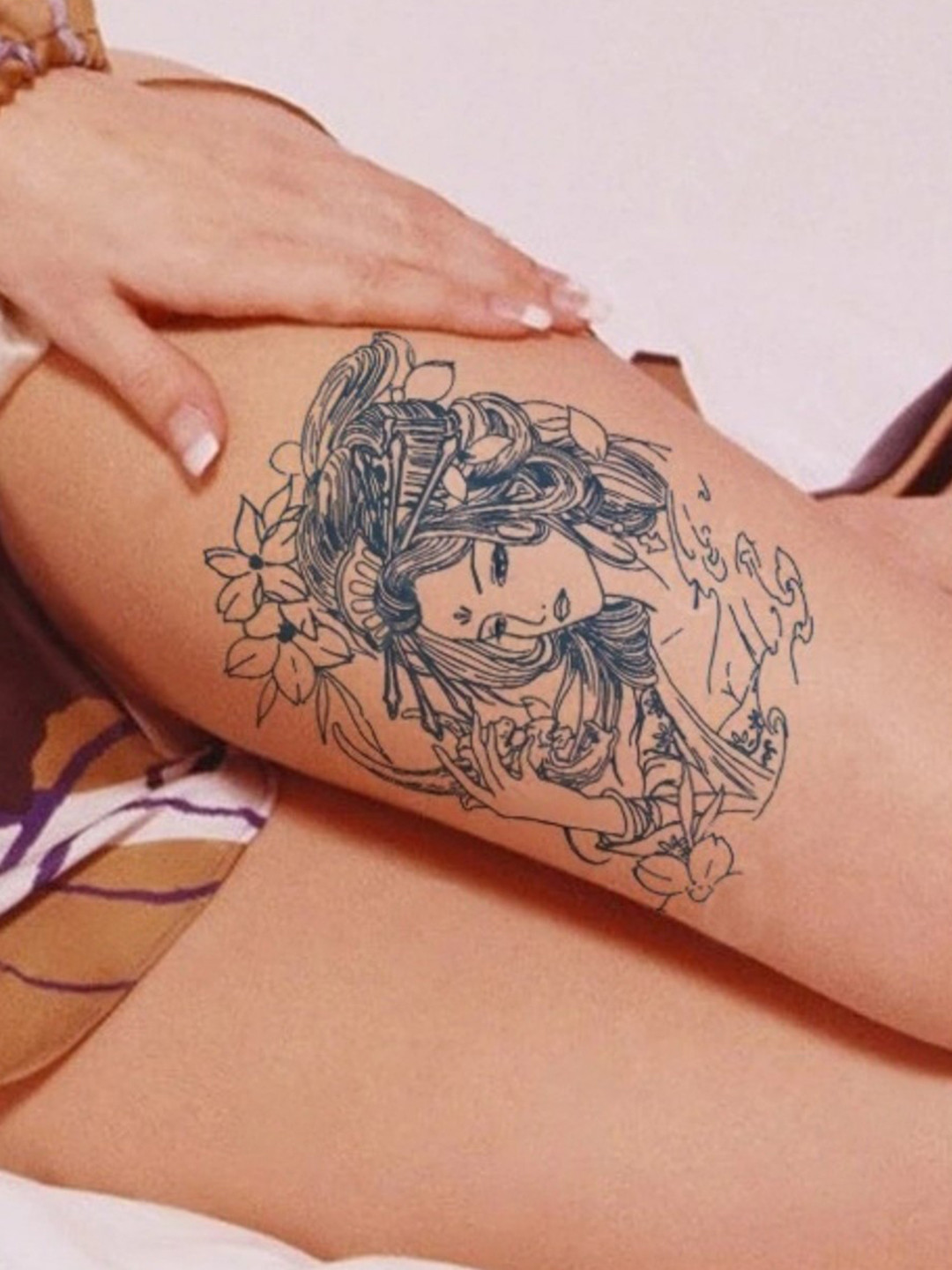 LICK Plant Base Semi Temporary Woman's Visage Matte Finish Body Tattoo - Navy Blue