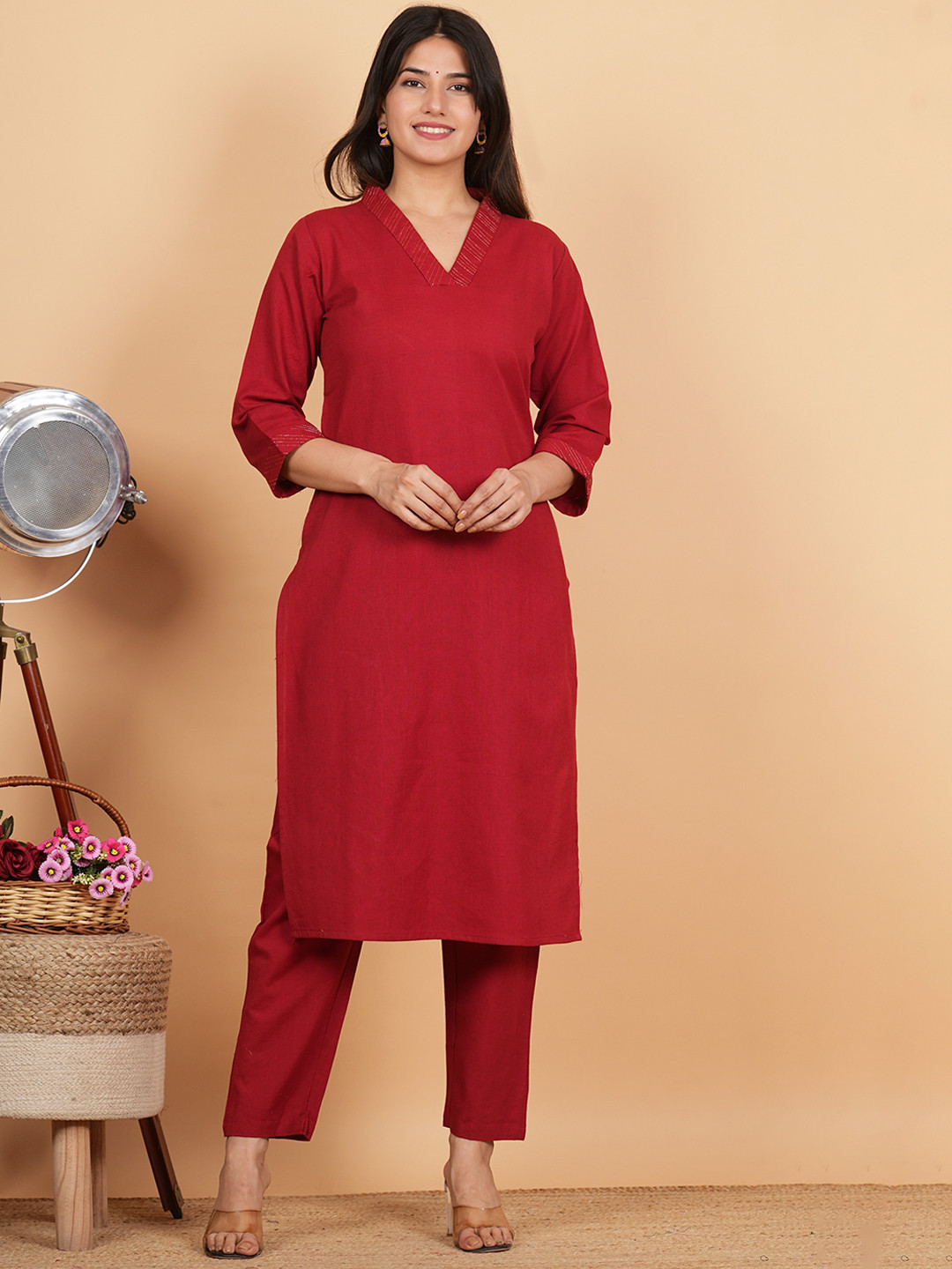 Vbuyz Regular V-Neck Cotton Kurta with Trousers