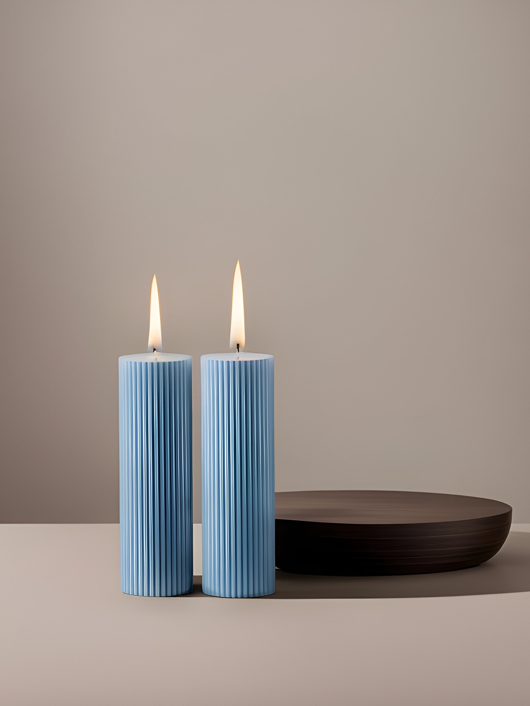 atorakushon Soy Wax 2Pcs Scented 1 Wick Cool Water Solid Geometric Regular Pillar Candles