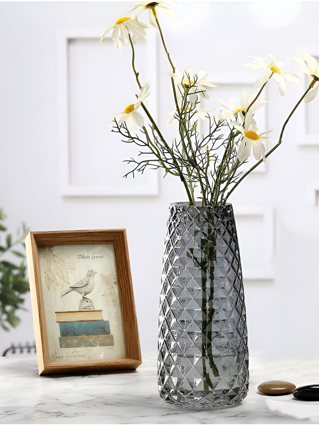 BS AMOR Transparent Textured Glass Flower Vase