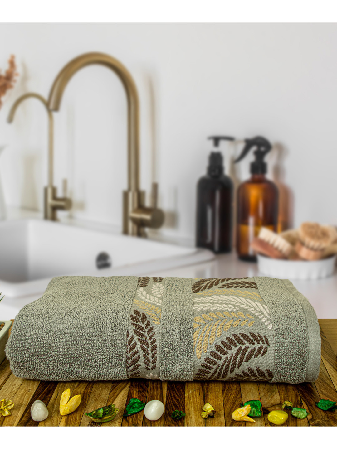 RANGOLI Green & Yellow Double-Ply Terry Cotton 470 GSM Bath Towel