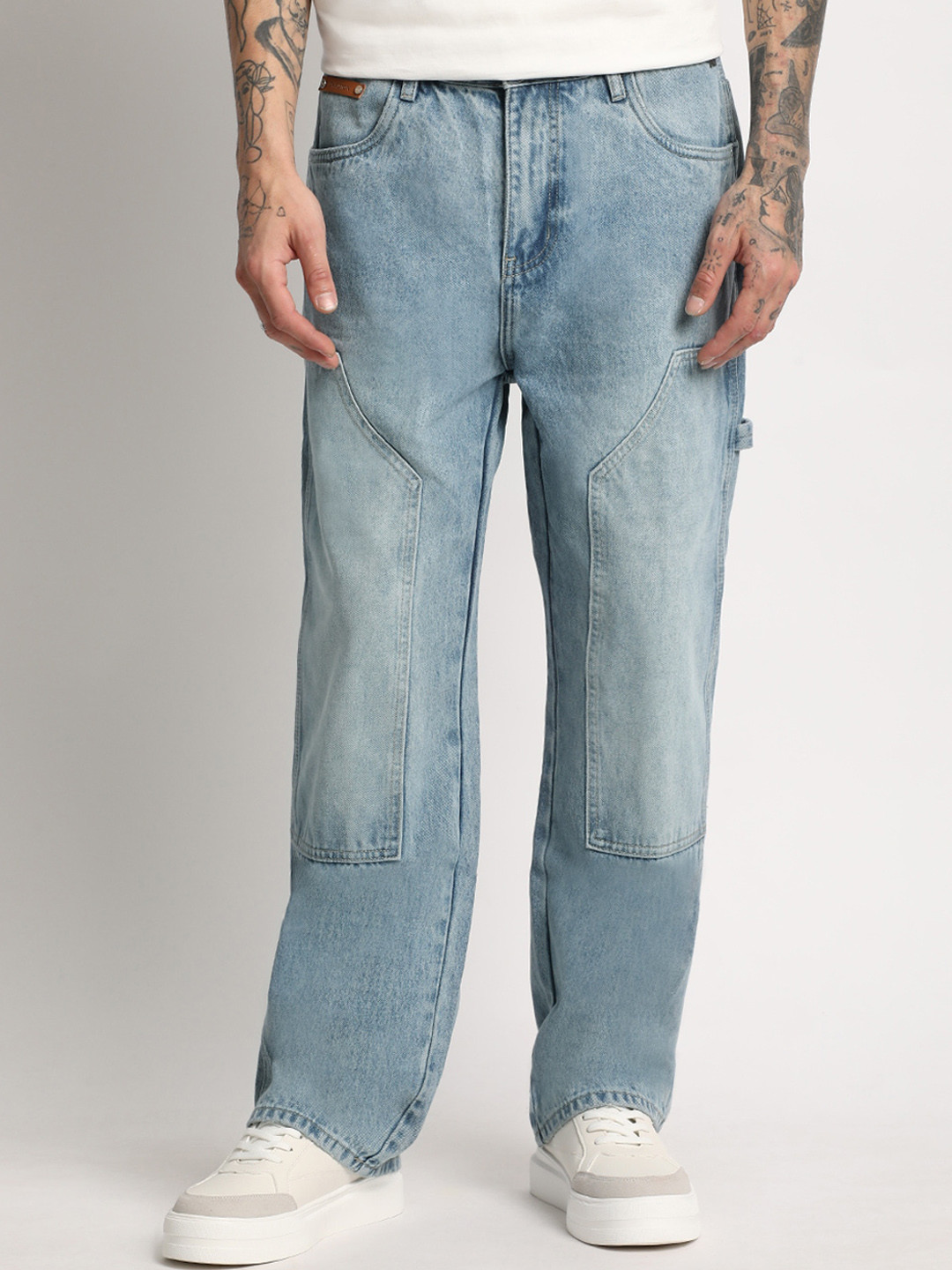 THE BEAR HOUSE Men Straight Fit Clean Heavy Fade Stretchable Jeans