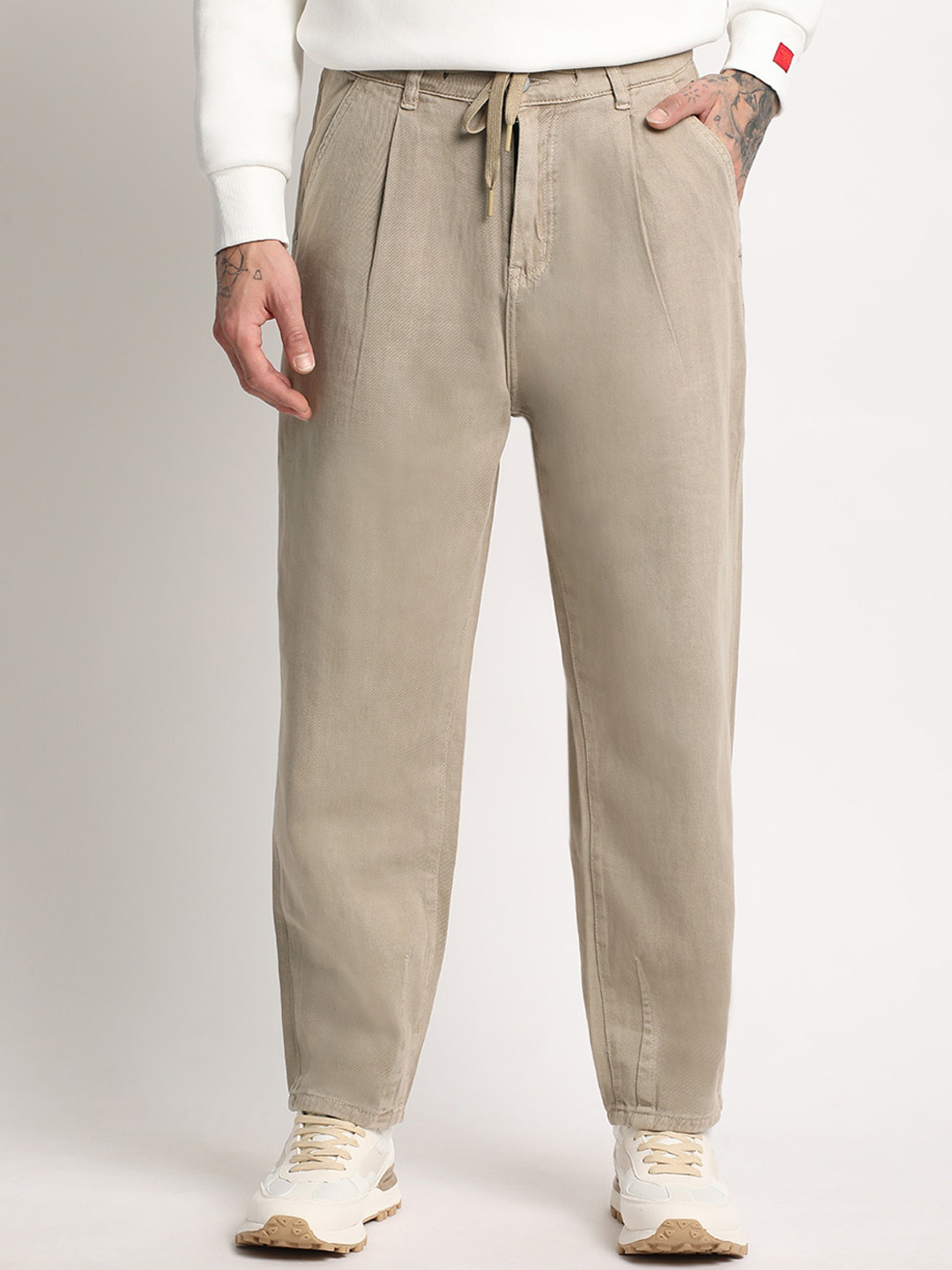 THE BEAR HOUSE Men Pleated Relaxed Fit Pure Cotton Chino Trouser