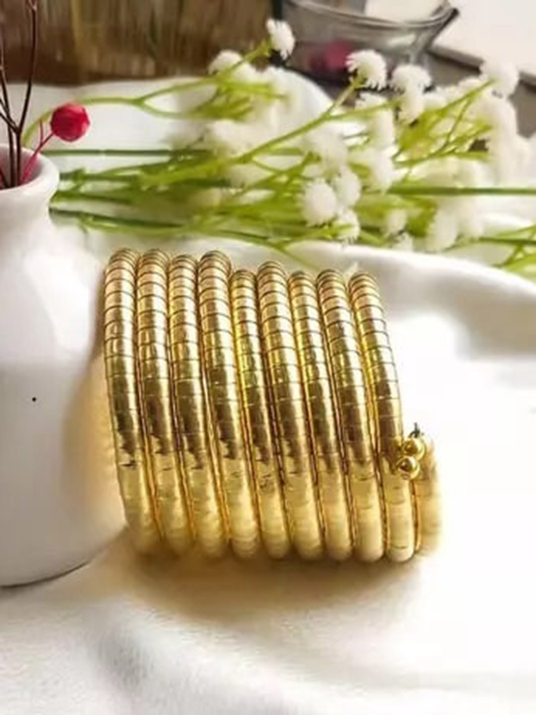Samridhi DC Gold Plated Oxidized Bangle