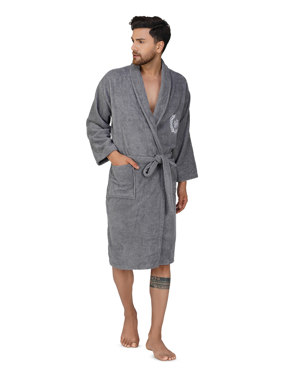 Aura Embroidered Organic Bamboo Drawstring Knee Length Bath Robe with Pair Slipper-XL
