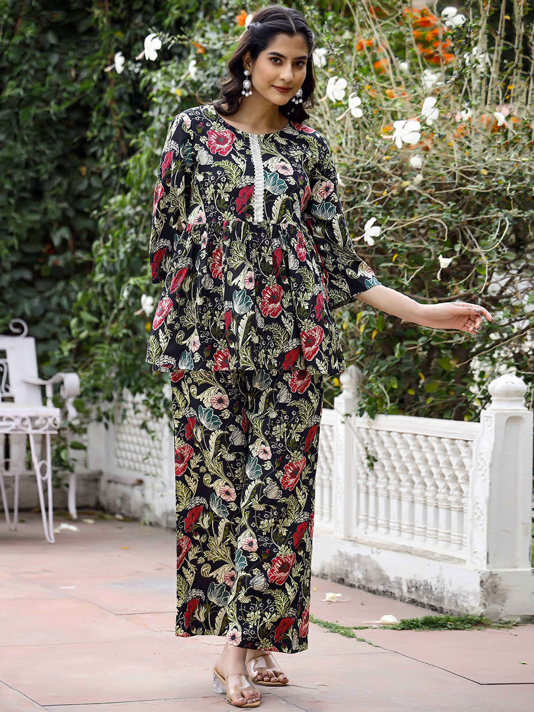 mokshi Women Floral Printed Empire Kurti with Palazzos