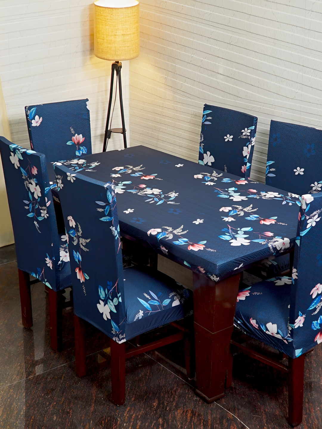 Eleganta Blue Floral Anti-Slip 8-Seater Table Cover
