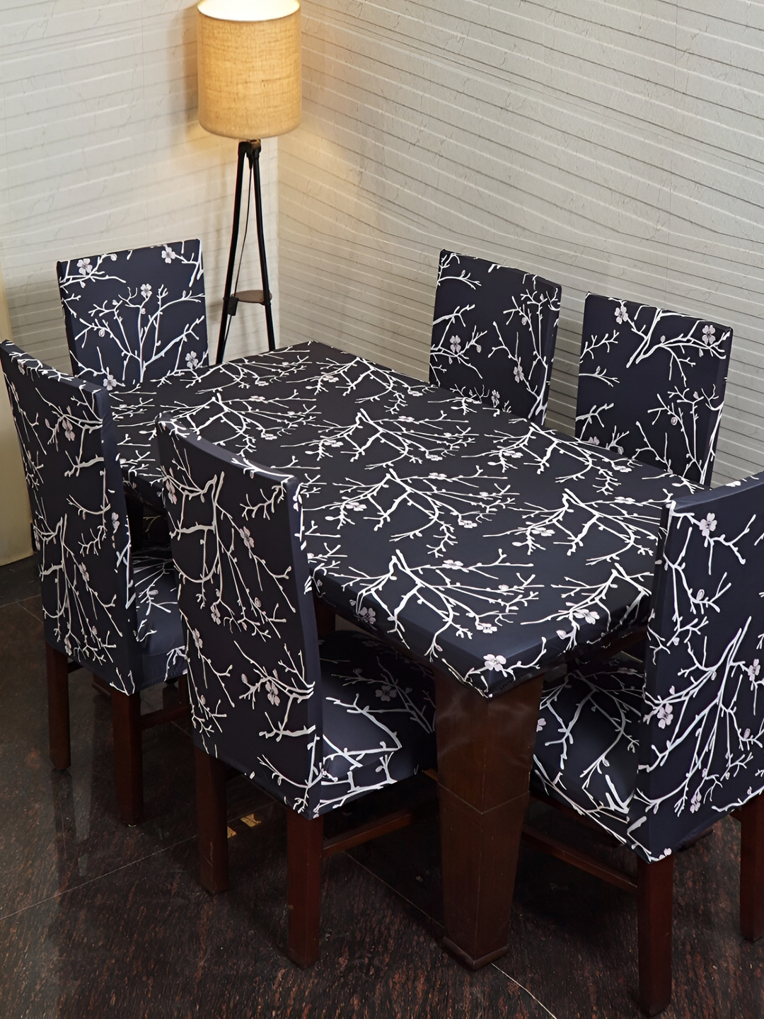 Eleganta Black Floral Anti-Slip 8-Seater Table Cover
