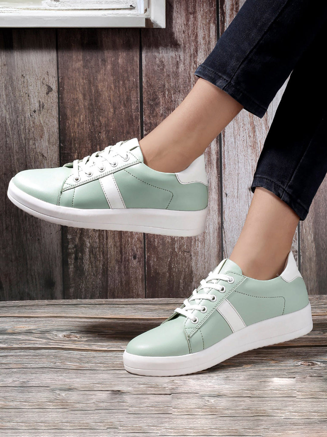 Bxxy Women Colourblocked Sneakers