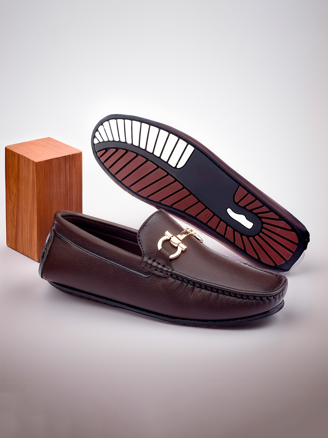 Bxxy Men Buckle Detailed Driving Shoes