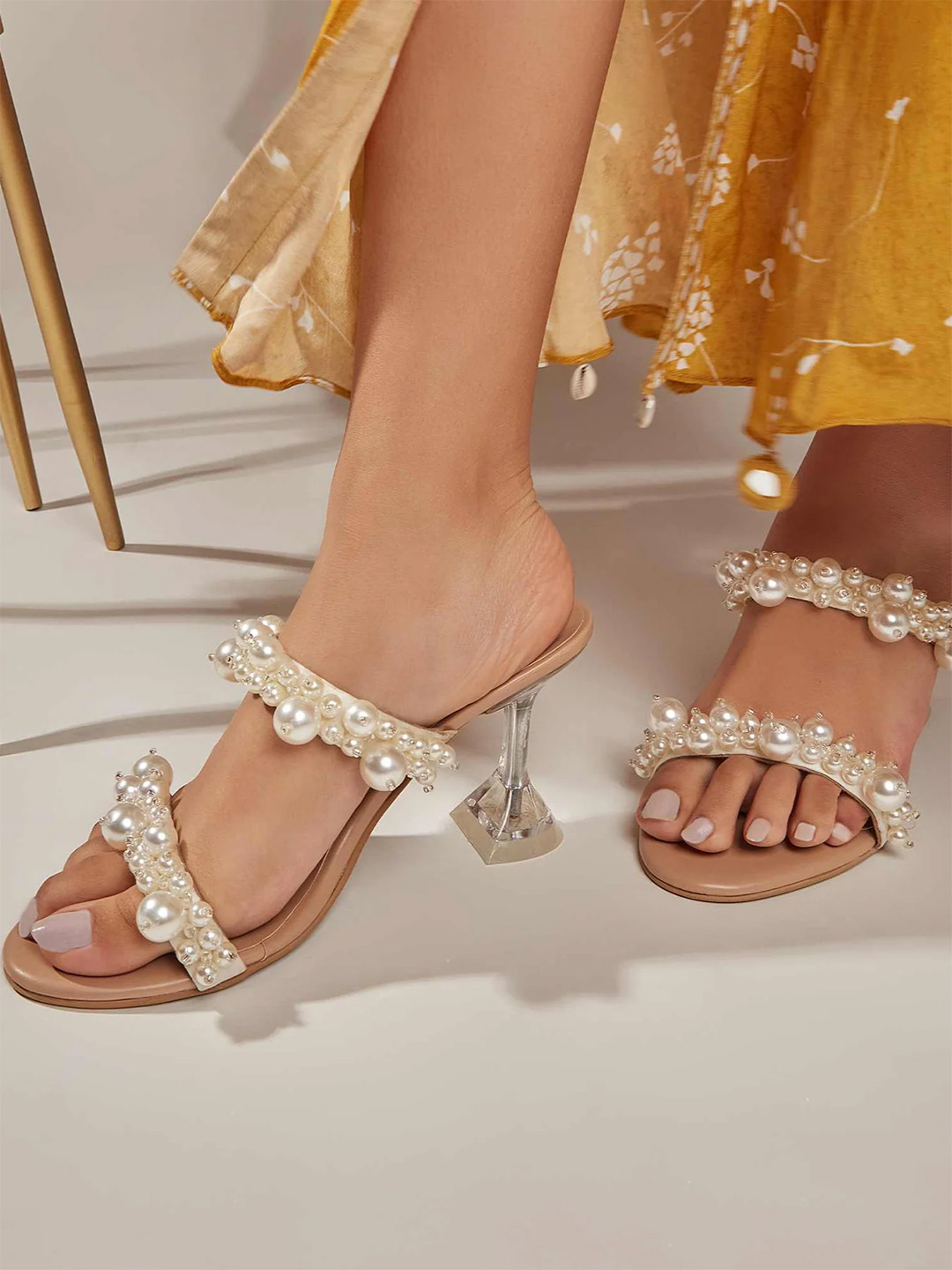 CAI Women Iconic Dual Pearl Heels