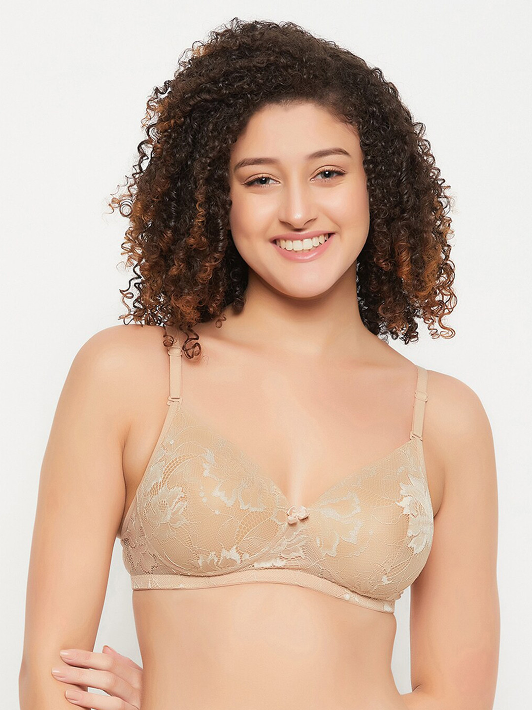 Clovia Beige Floral Lace Full Coverage Lightly Padded Everyday Bra With All Day Comfort