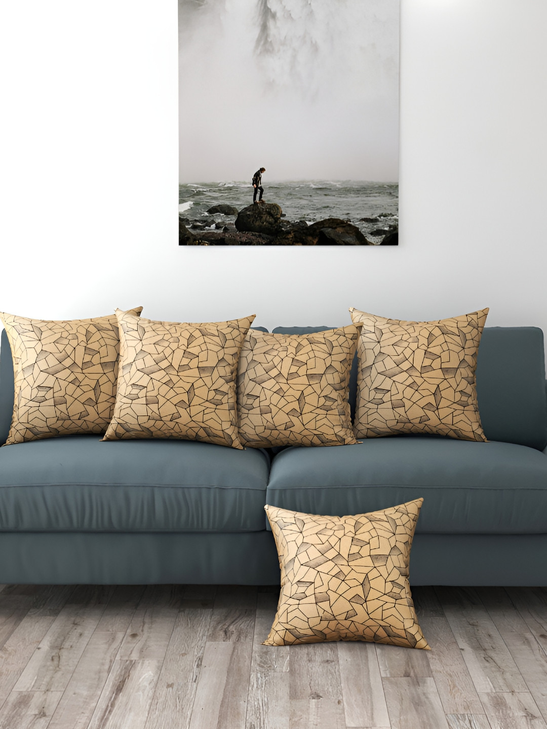 BIGGER FISH Gold-Toned & Grey 5Pcs Geometric Square Cushion Covers