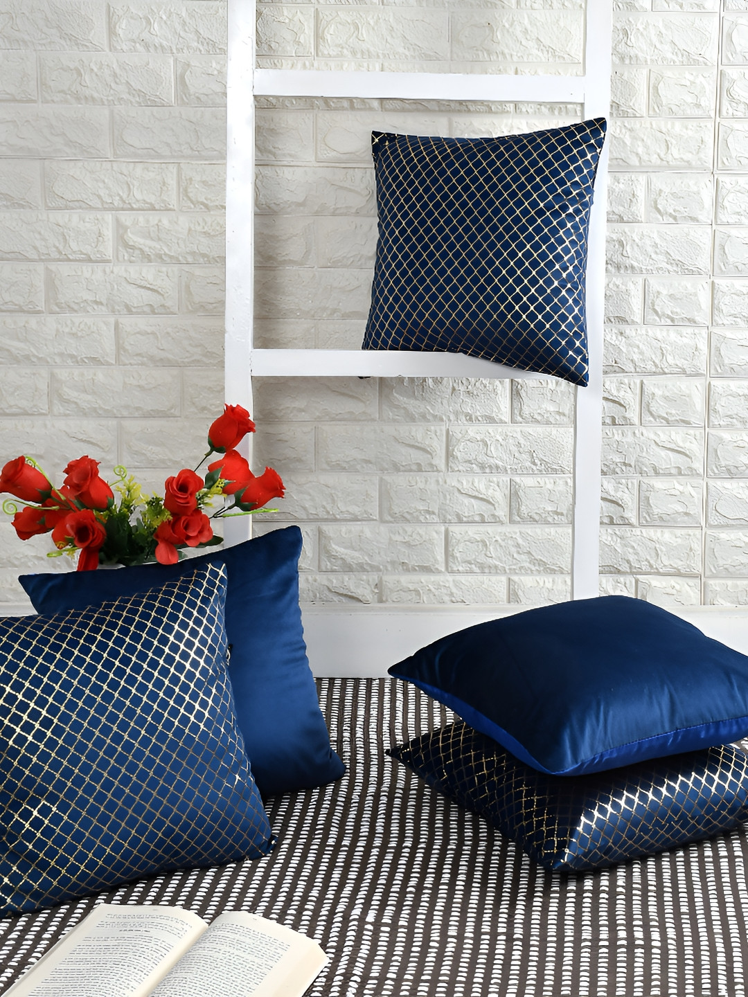 BIGGER FISH Blue & Gold-Toned 5Pcs Geometric Velvet Square Cushion Covers