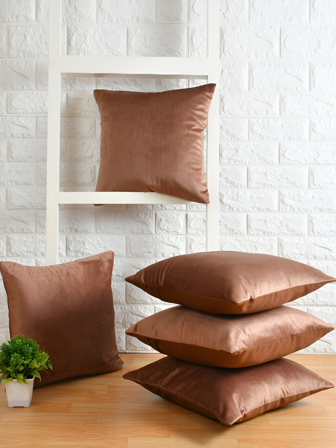 BIGGER FISH Crimson Brown Velvet Durable 5 Pcs Square Cushion Covers - 15.7 x 15.7 In