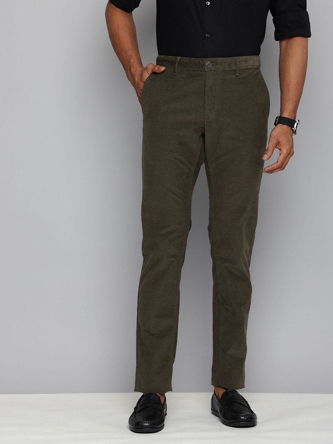 Indian Terrain Men Textured Brooklyn Slim Fit Easy Wash Chinos Trousers