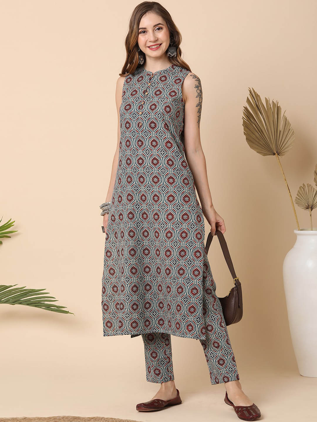 Globus Women Teal All Over Printed Kantha Work A-Line Kurta with Narrow Pants