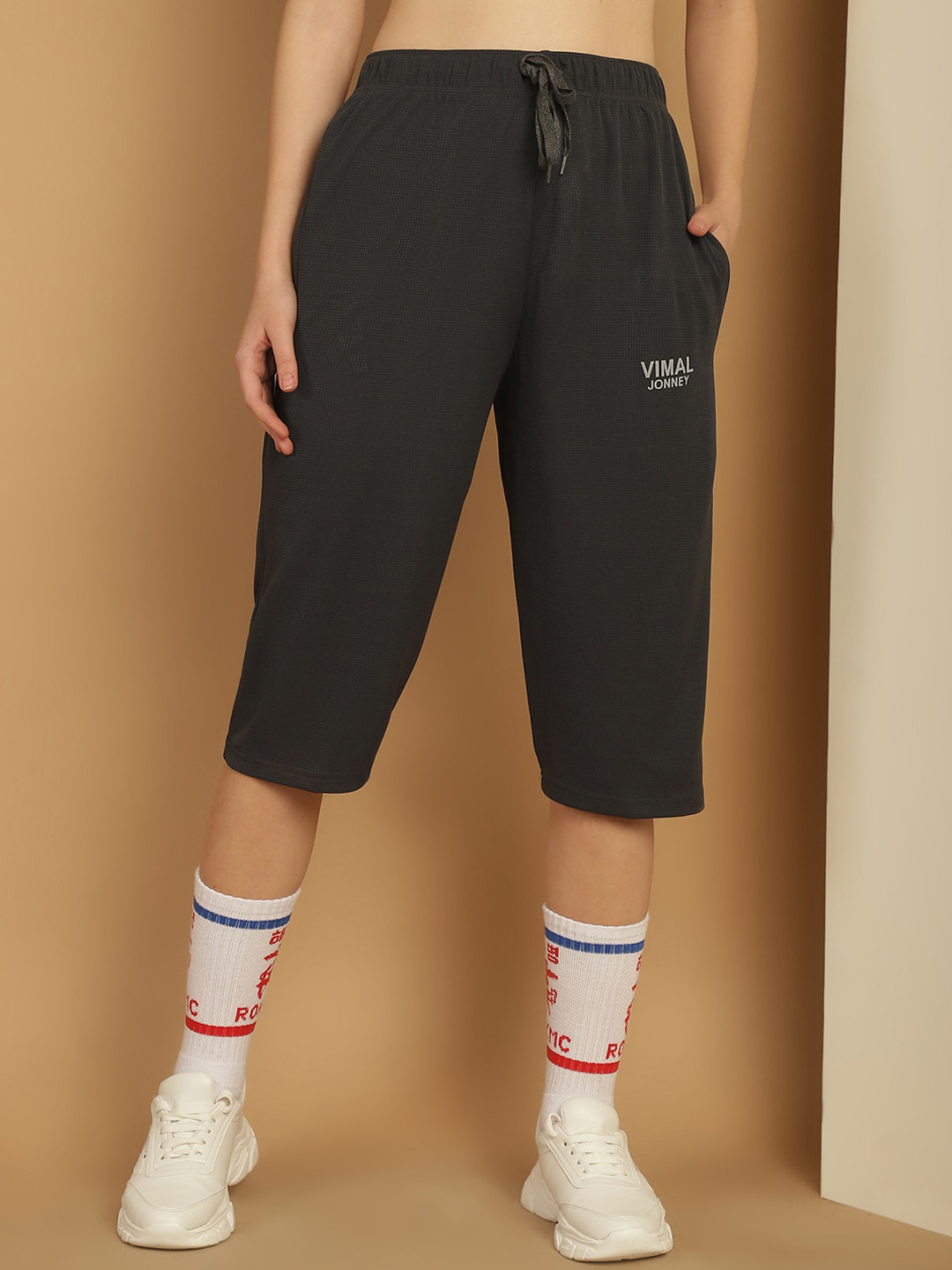 MACK JONNEY Women High-Rise Capris