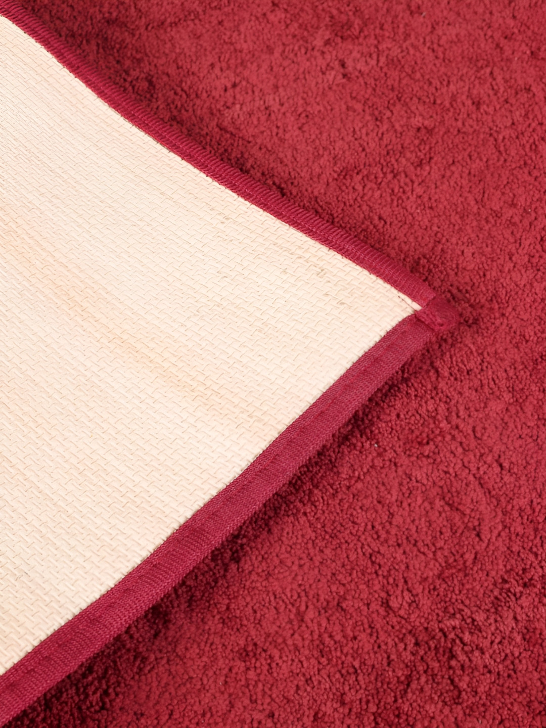 Aura Maroon 2Pcs Textured Anti-Slip Bath Rugs