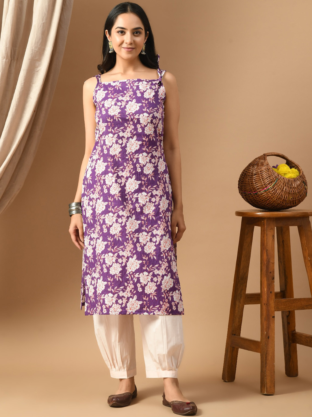 Laado - Pamper Yourself Floral Printed Round Neck Sleeveless Cotton Kurta