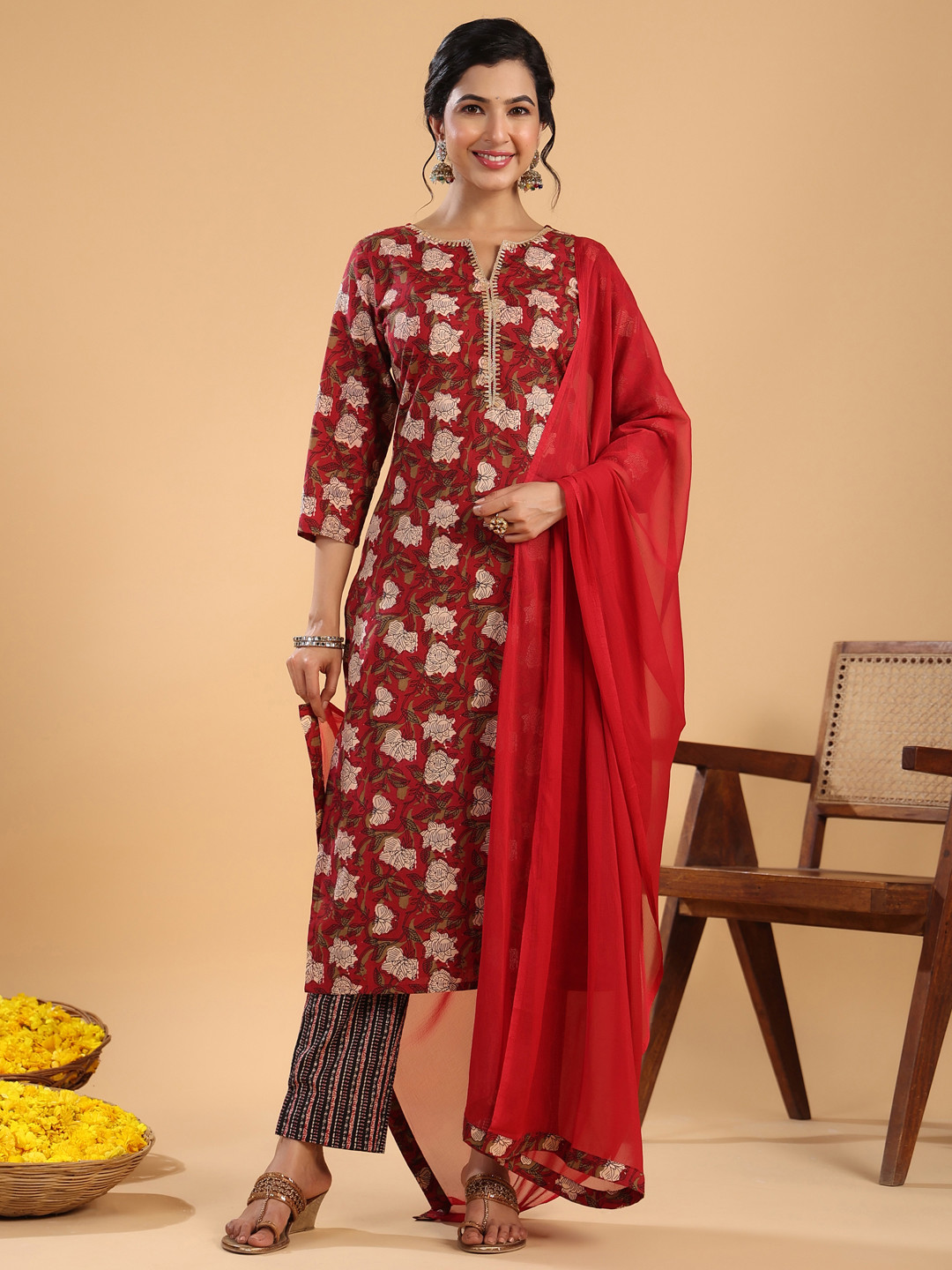 Janasya Maroon Ethnic Motifs Woven Design Pure Cotton Straight Kurta Set