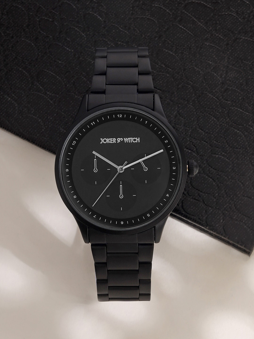 JOKER & WITCH Men Nexus Textured Dial & Stainless Steel Straps Analogue Watch AMWW793