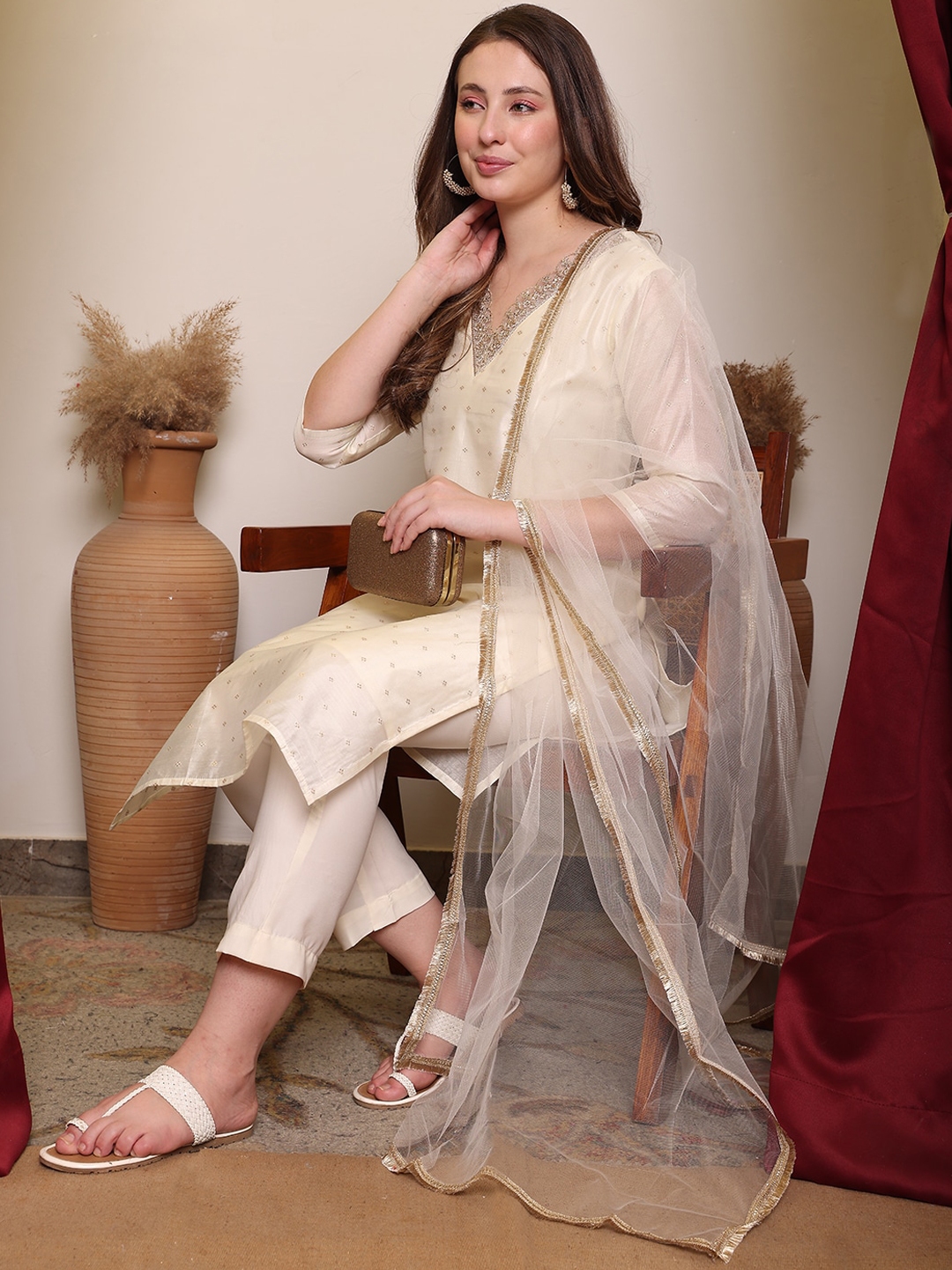 House Of Pataudi Floral Woven Design V Neck Straight Kurta With Trouser & Dupatta - Kurta Sets for Women 28748086 | Myntra