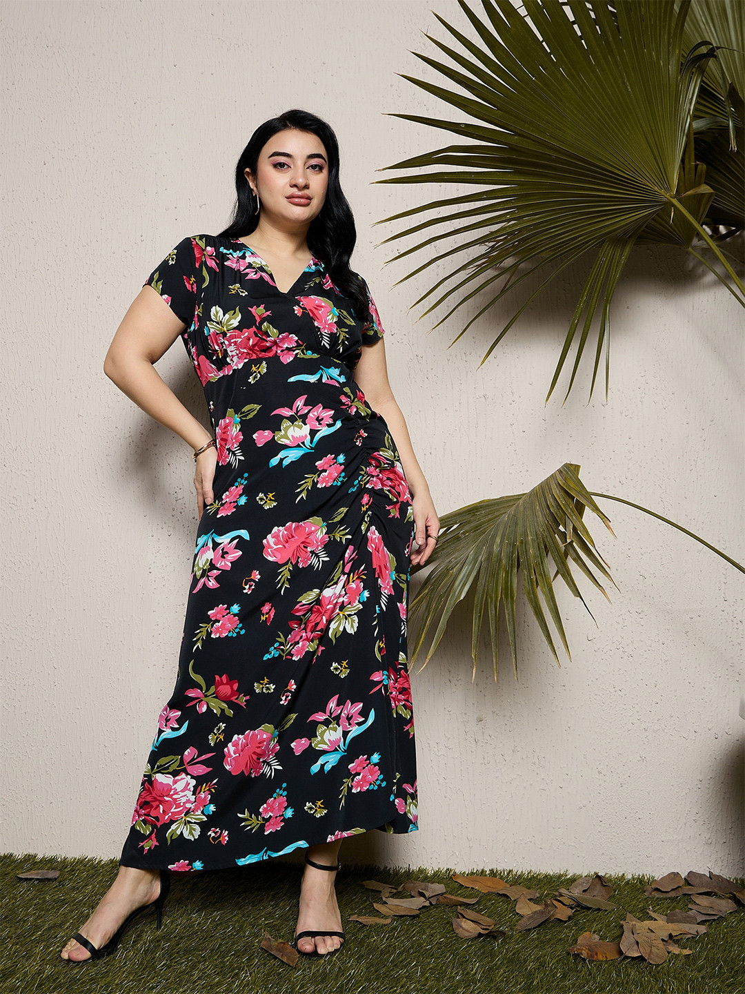 CURVE BY KASSUALLY Plus Size Black Floral Print V-Neck Ruched Crepe Wrap Dress