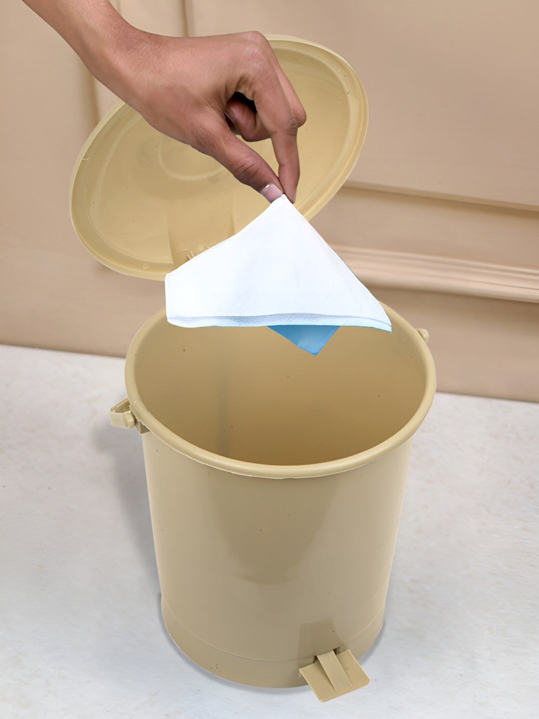Kuber Industries Beige Pedal Dustbin 10L