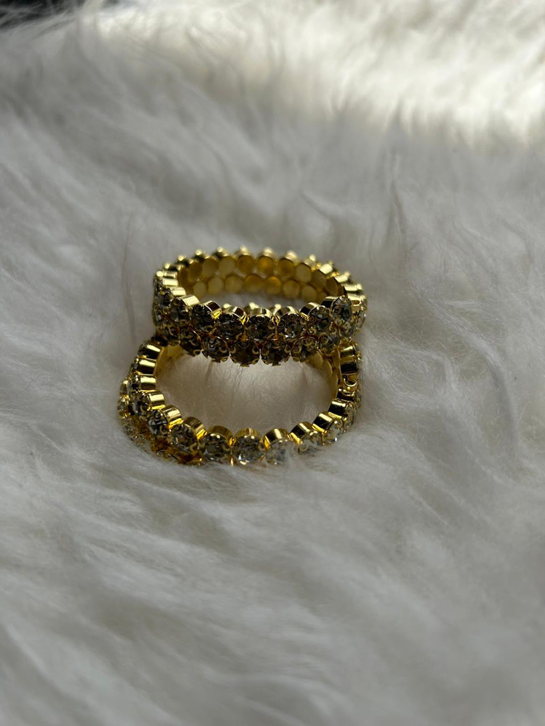 CHRONEX 2-Pcs Stone-Studded Hair Clip For Bun