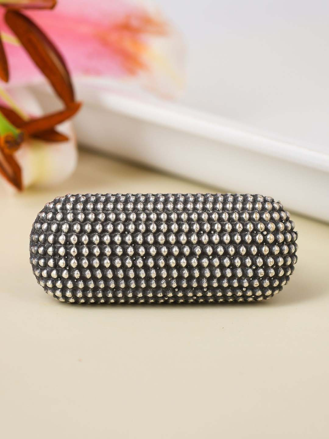 Designbox Oxidised Textured Adjustable Finger Ring