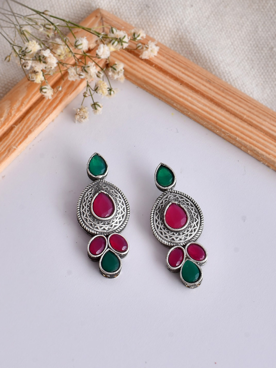 DASTOOR Silver Teardrop Shaped Drop Earrings