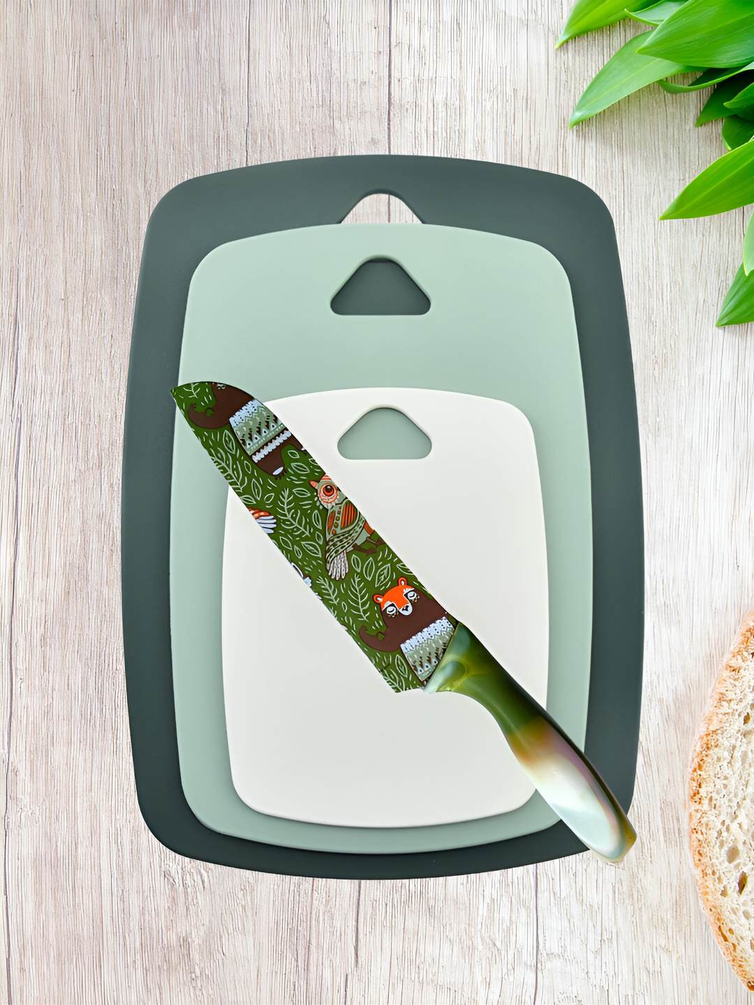 UniKart Green 4 Pcs Printed Chopping Boards with Knife