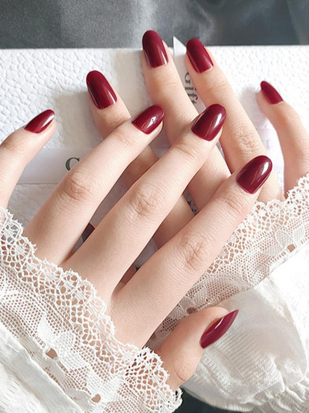 Secret Lives 24-Pcs French Style Acrylic Gloss Design