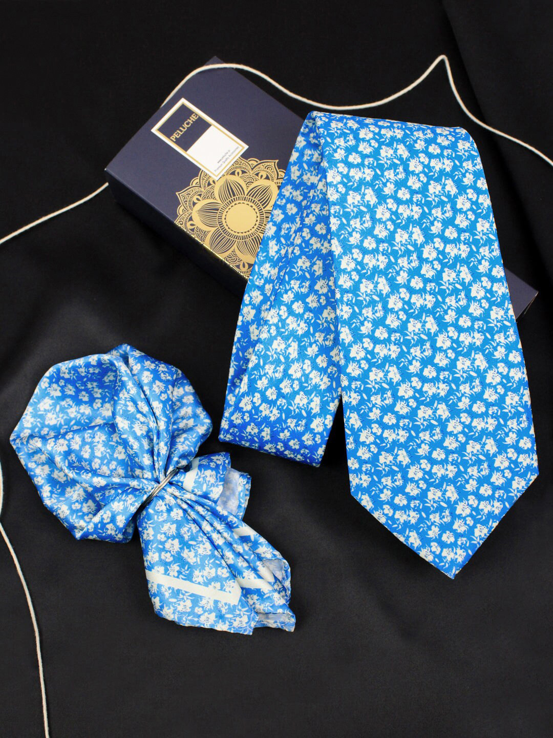 PELUCHE Sky Petals Men Blue Neck Tie & Pocket Square Set