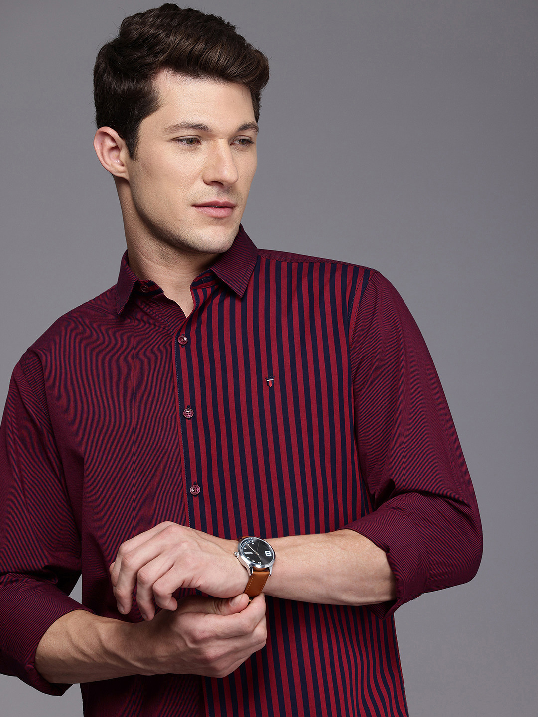 Louis Philippe Sport Pure Cotton Super Slim Fit Opaque Striped Casual Shirt