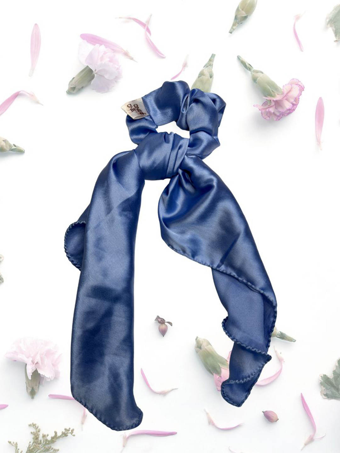 ONE on ONE Women Ponytail Holder