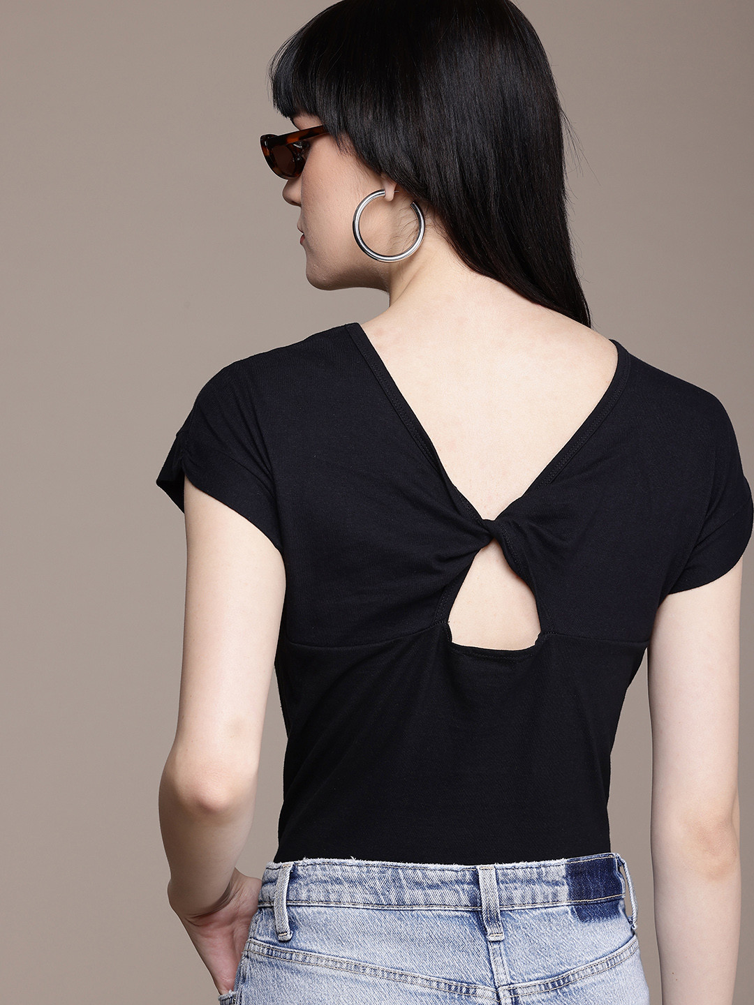 The Roadster Life Co. Cap Sleeves Cut-Out Detailed Pure Cotton Regular Top