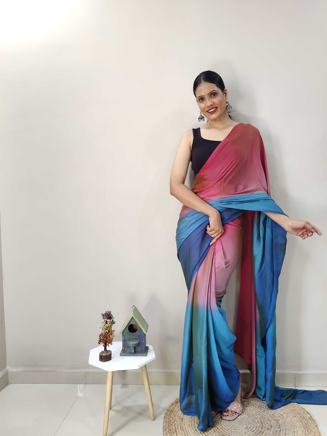 Mitera Pink & Blue Ombre Printed Ready To Wear Saree