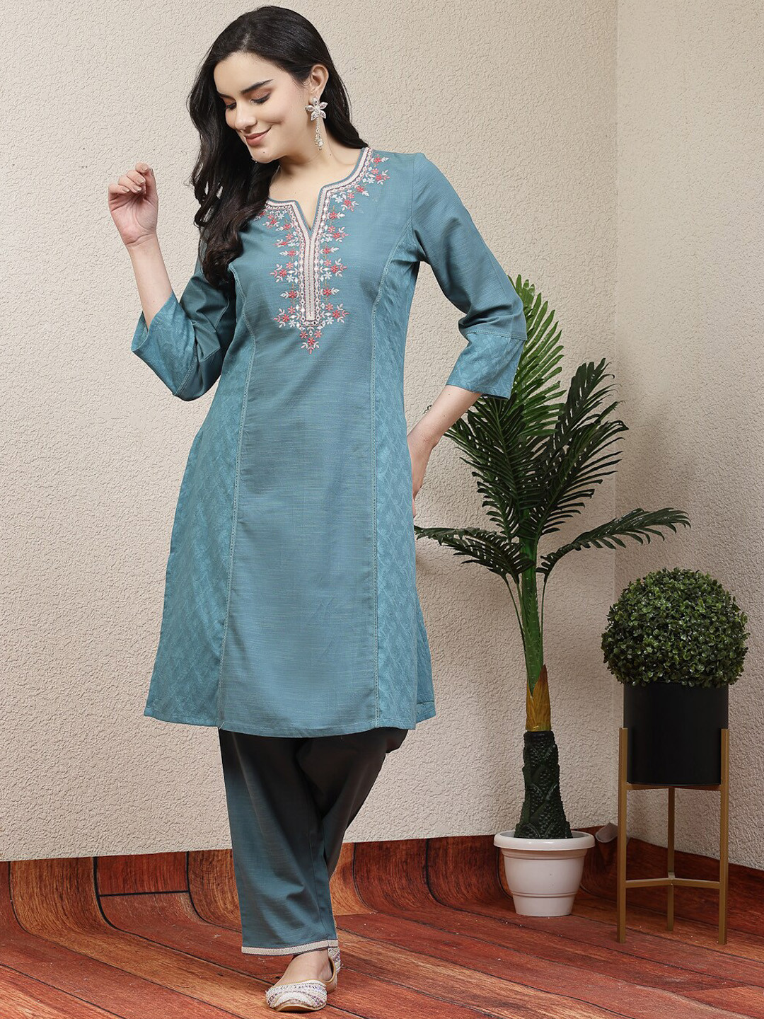 Nayam By Lakshita Notch Neck Ethnic Motifs Yoke Design Regular Aari Work Kurta Set