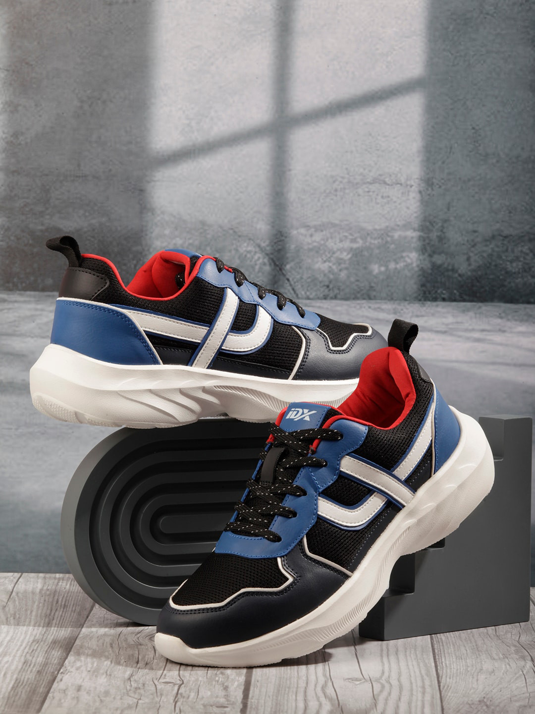 ID Men Colourblocked Round Toe Vegan Leather Lace-Ups Sneakers