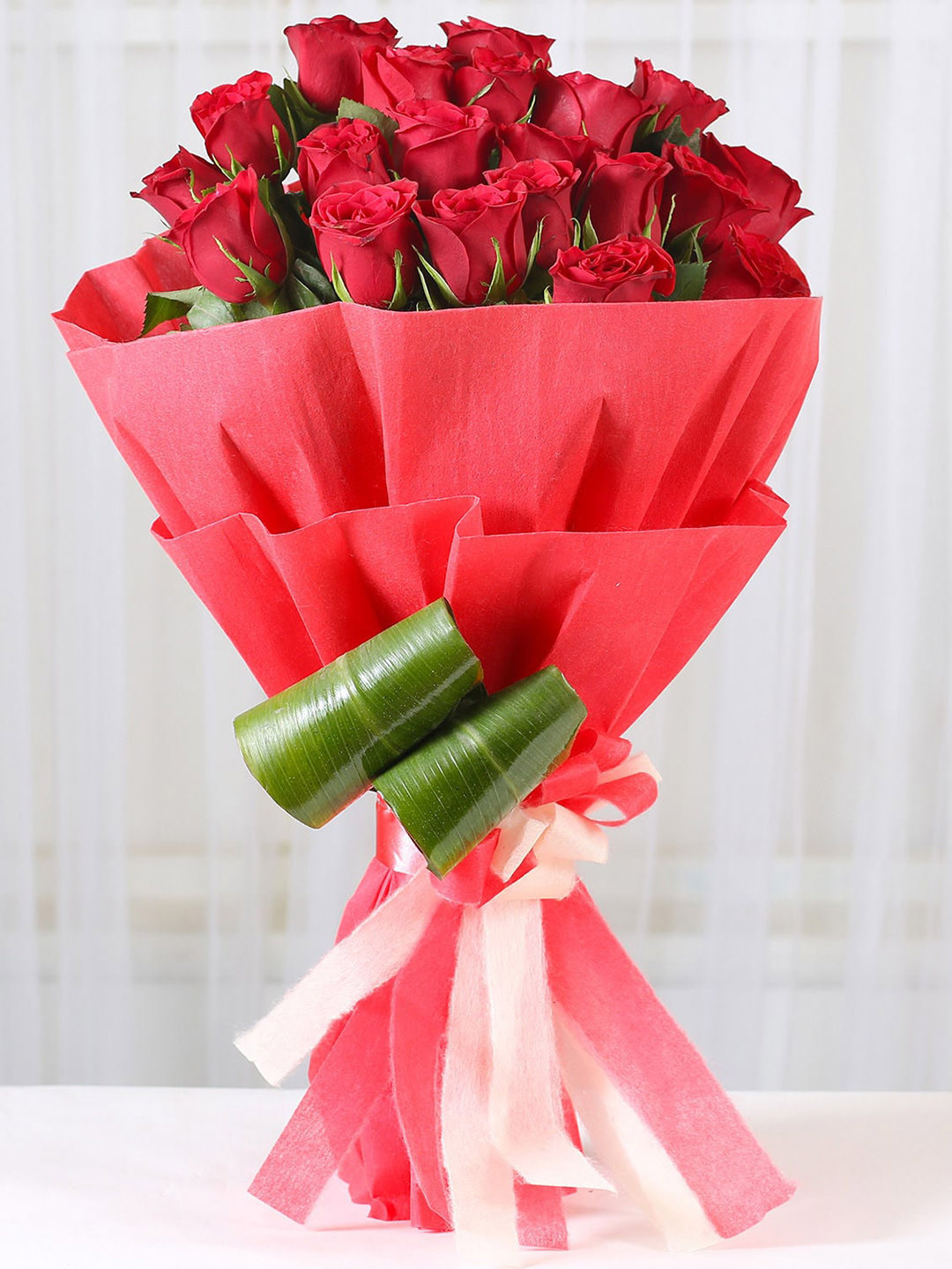 fnp 20-Red Roses Fresh Flowers Bouquet