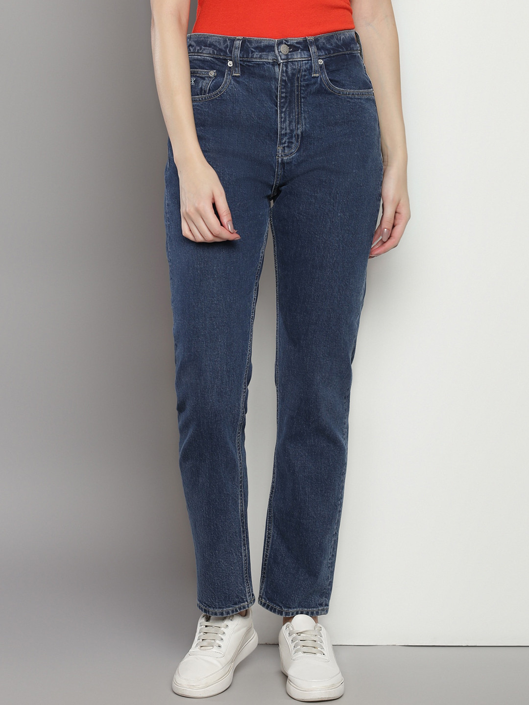 Calvin Klein Women Straight Fit Jeans