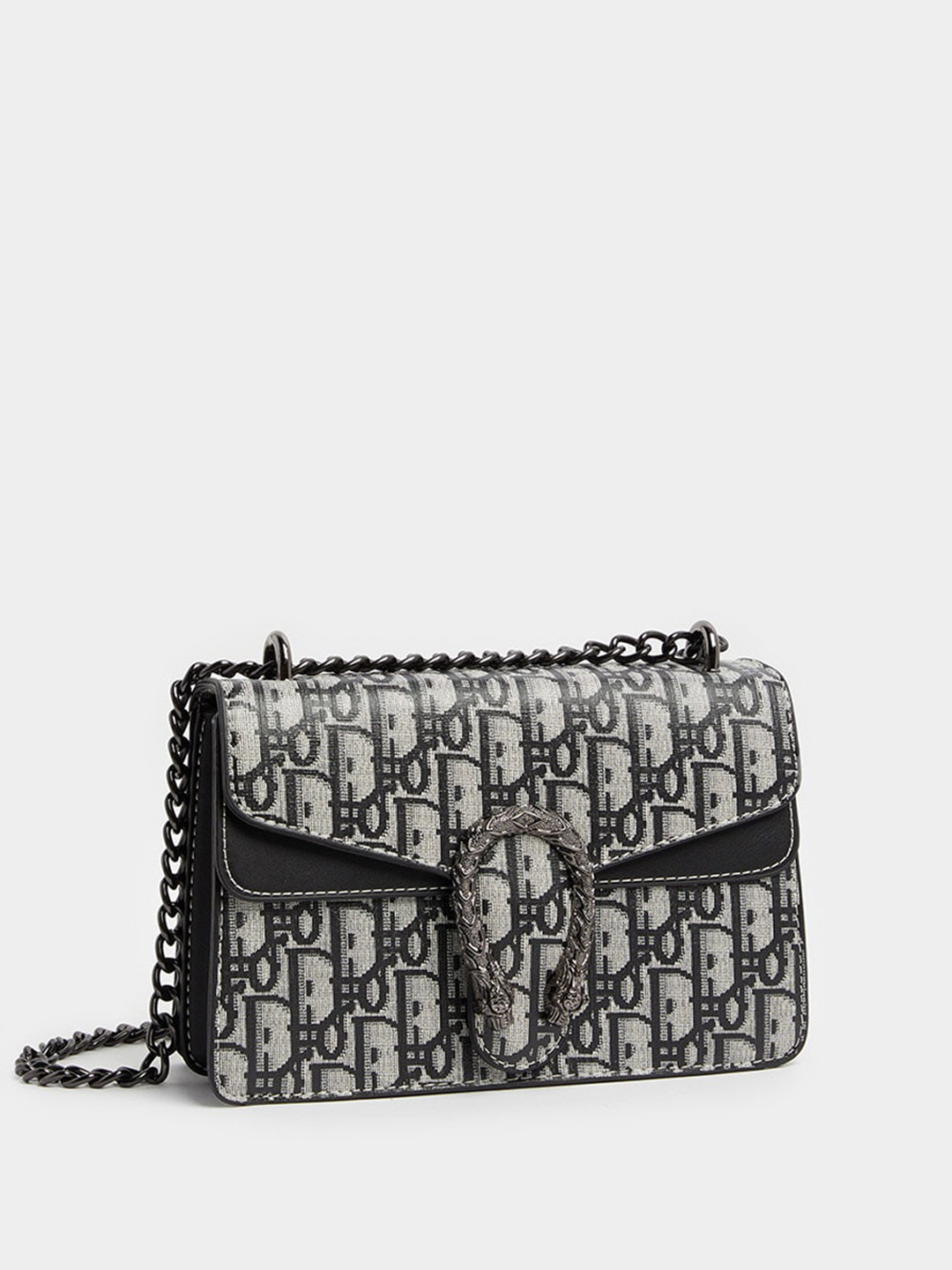 Styli Women Black Elegant Horseshoe Detail Flap Over Shoulder Bag