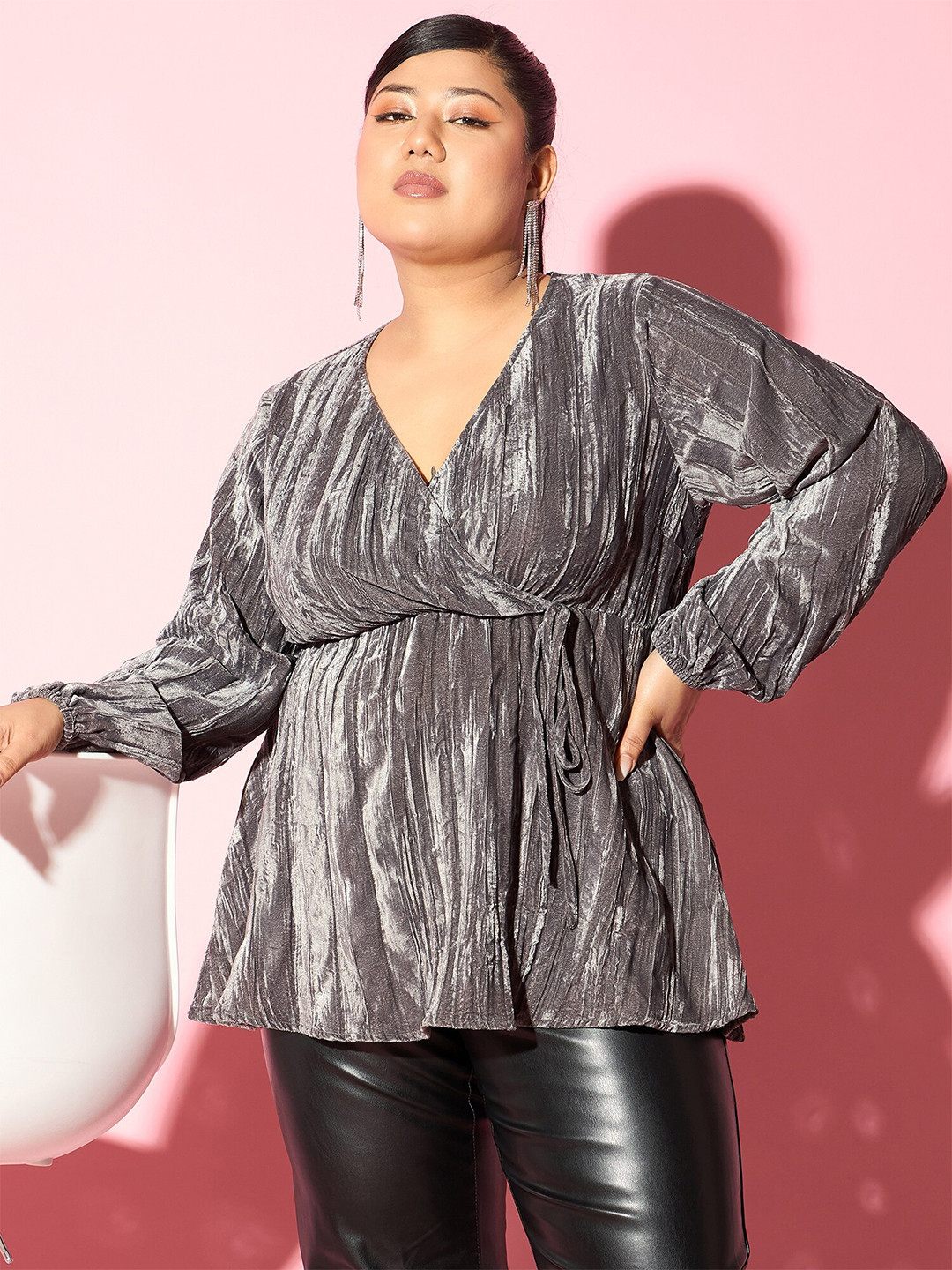 Berrylush Curve Print Top