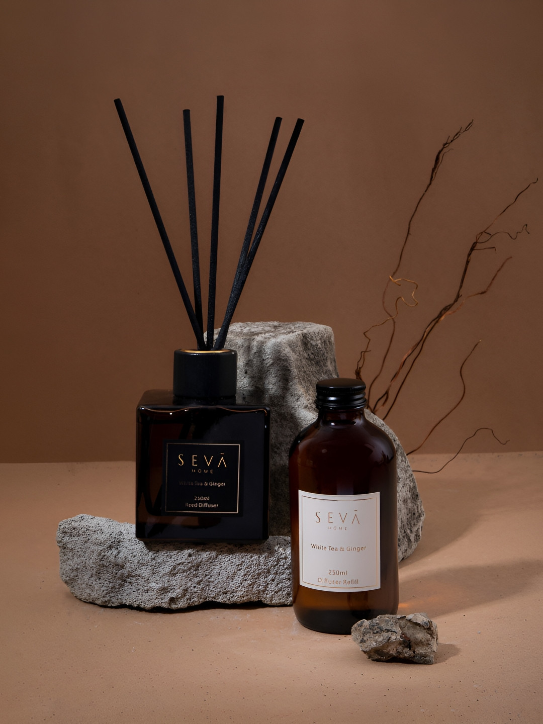 Seva Home Transparent & Black Reed Diffuser White Tea & Refill 250 ml