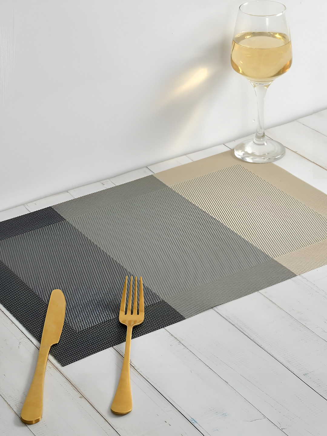 Yellow Weaves 4-Pcs Grey & Beige Woven Design Table Placemats