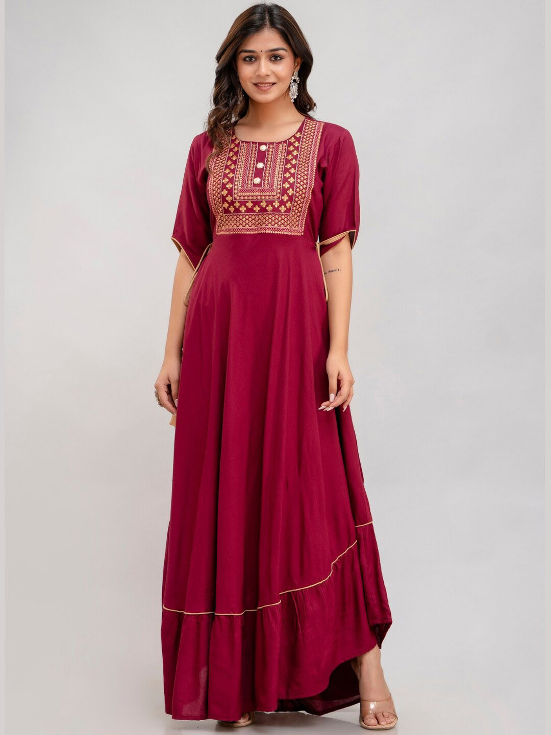 ftDiva Women Yoke Design Thread Work Lace Frills Bows and Ruffles Anarkali Kurta