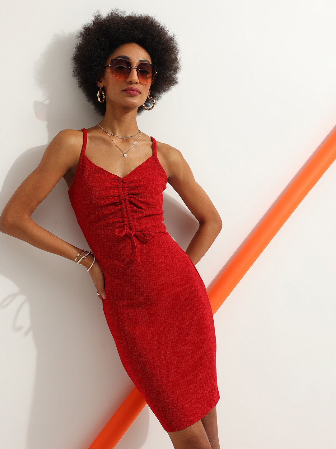 Veni Vidi Vici Bodycon Ruched Bow Detailed Dress