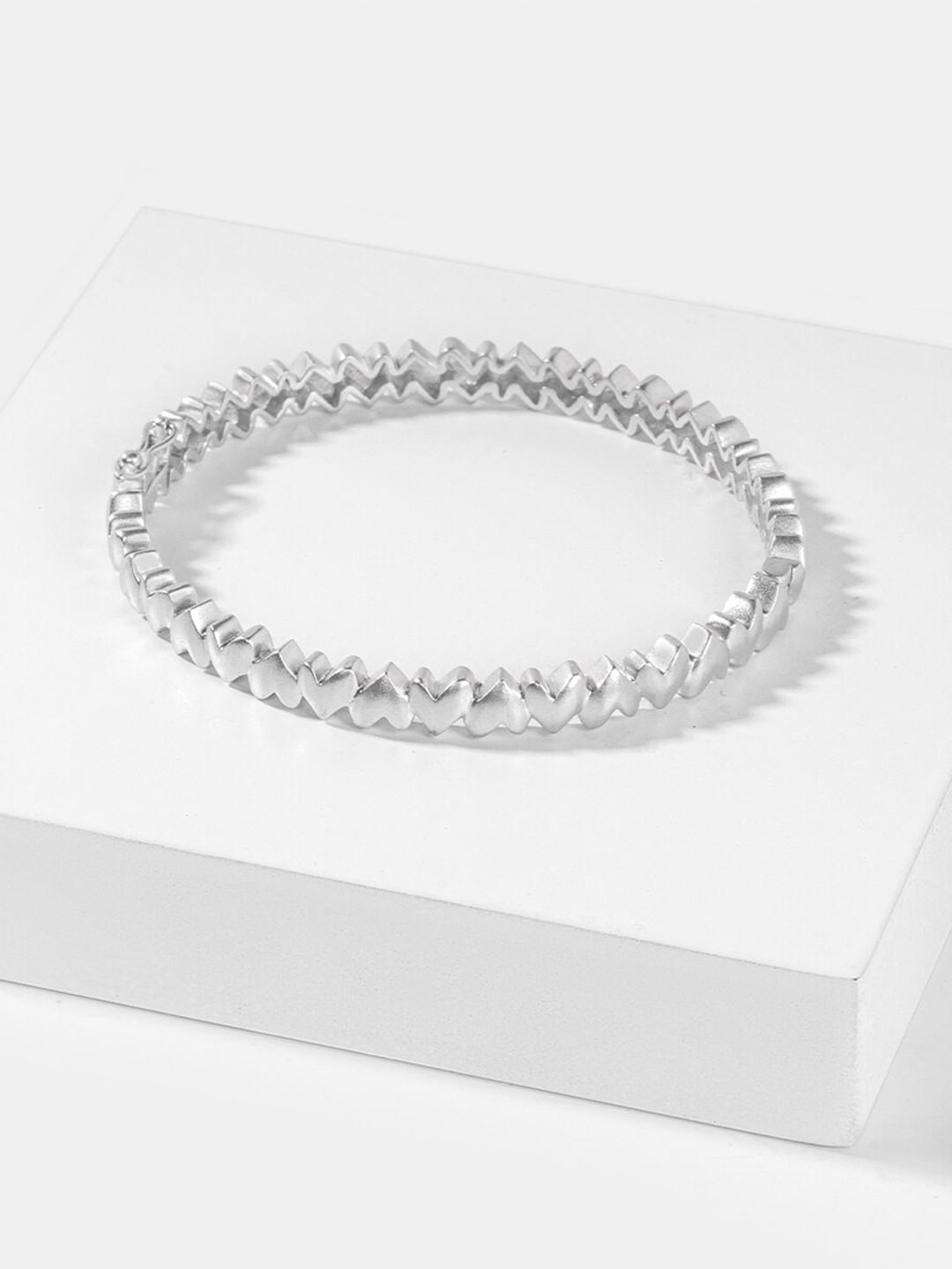 SHAYA 925 Sterling Silver Bangle-Style Bracelet